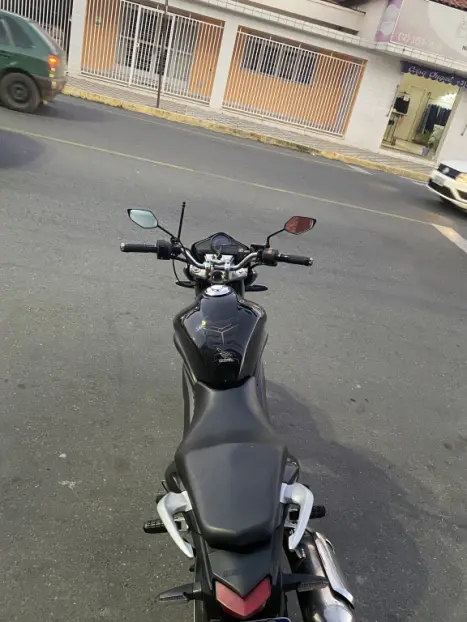 HONDA CB 300 R STD, Foto 5