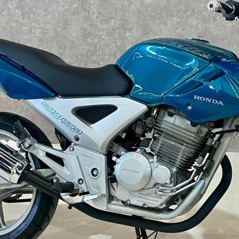 HONDA CBX Twister 250 , Foto 4