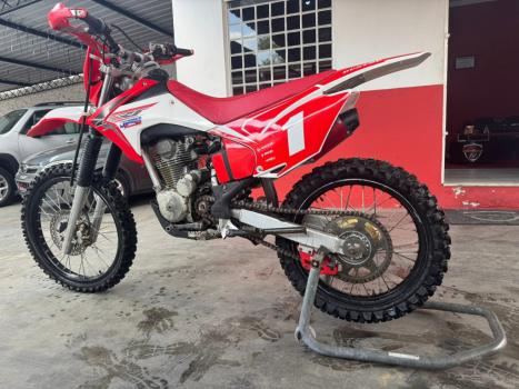 HONDA CRF 230 F, Foto 2