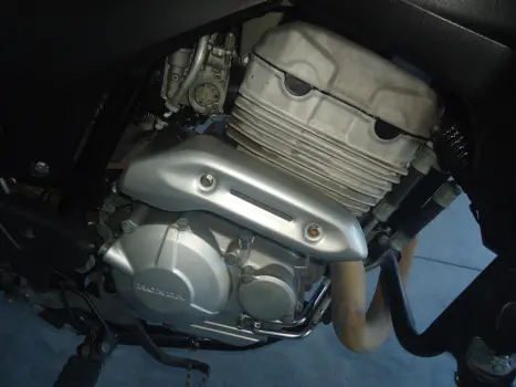 HONDA XRE 300 RALLY ABS, Foto 2