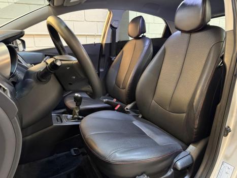 HYUNDAI HB 20 Hatch 1.6 16V 4P COMFORT FLEX COPA DO MUNDO, Foto 4