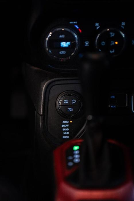 JEEP Renegade 1.3 16V 4P FLEX T270 TRAILHAWK 4X4 TURBO AUTOMTICO, Foto 17
