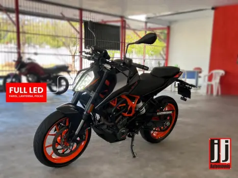 KTM 390 Duke , Foto 3