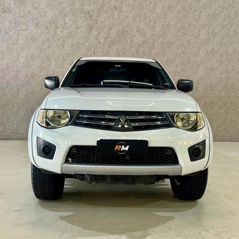 MITSUBISHI L 200 Triton 2.4 16V FLEX HLS CABINE DUPLA, Foto 2