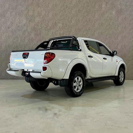 MITSUBISHI L 200 Triton 2.4 16V FLEX HLS CABINE DUPLA, Foto 4