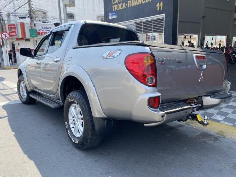 MITSUBISHI L 200 Triton 3.2 16V HPE 4X4 CABINE DUPLA TURBO DIESEL INTERCOOLER, Foto 6