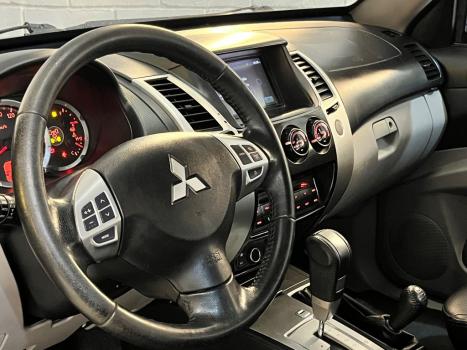 MITSUBISHI Pajero 3.5 V6 24V 4P FLEX HPE 4X4 AUTOMTICO, Foto 4