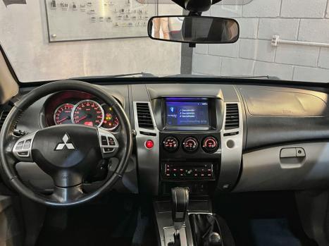 MITSUBISHI Pajero 3.5 V6 24V 4P FLEX HPE 4X4 AUTOMTICO, Foto 5