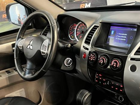 MITSUBISHI Pajero 3.5 V6 24V 4P FLEX HPE 4X4 AUTOMTICO, Foto 6