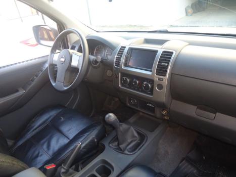 NISSAN Frontier 2.5 16V SV ATTACK TURBO DIESEL CABINE DUPLA, Foto 4