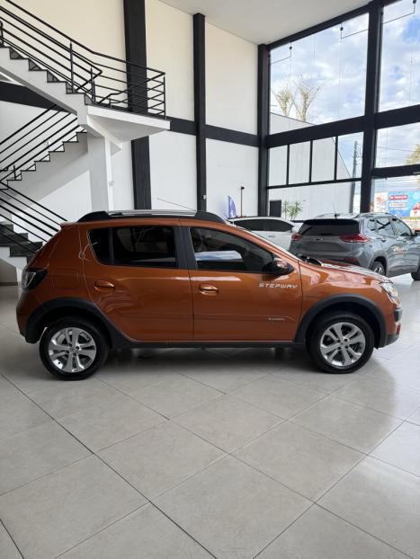 RENAULT Sandero 1.6 4P FLEX STEPWAY, Foto 8