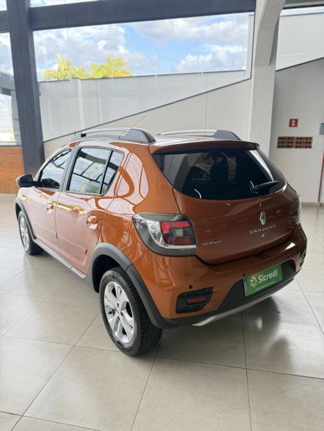 RENAULT Sandero 1.6 4P FLEX STEPWAY, Foto 5