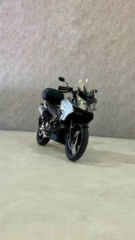 SUZUKI DL 1000 V-Strom A, Foto 2