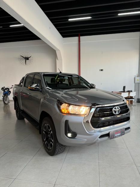 TOYOTA Hilux Caminhonete 2.8 16V SRV 4X4 DIESEL CABINE DUPLA AUTOMTICO, Foto 5