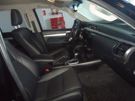 TOYOTA Hilux Caminhonete 2.8 16V SRV 4X4 DIESEL CABINE DUPLA AUTOMTICO, Foto 2