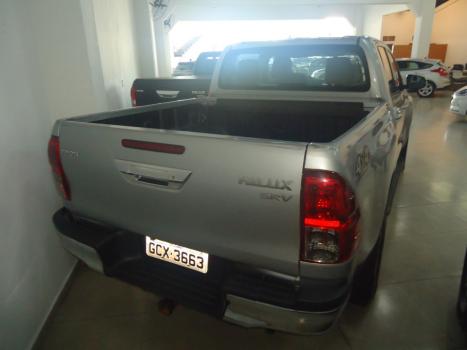 TOYOTA Hilux Caminhonete 2.8 16V SRV 4X4 DIESEL CABINE DUPLA AUTOMTICO, Foto 5