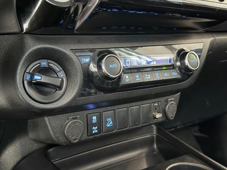 TOYOTA Hilux Caminhonete 2.8 16V SRV 4X4 DIESEL CABINE DUPLA AUTOMTICO, Foto 7
