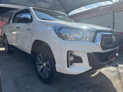 TOYOTA Hilux Caminhonete 2.8 16V SRV 4X4 DIESEL CABINE DUPLA AUTOMTICO, Foto 1