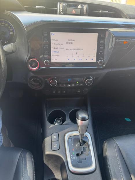 TOYOTA Hilux Caminhonete 2.8 16V SRV 4X4 DIESEL CABINE DUPLA AUTOMTICO, Foto 8