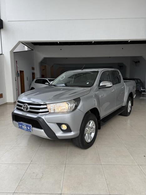TOYOTA Hilux Caminhonete 2.8 16V SRV 4X4 DIESEL CABINE DUPLA AUTOMTICO, Foto 4