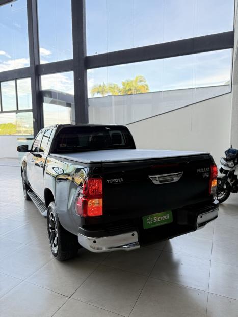 TOYOTA Hilux Caminhonete 2.8 16V SRV 4X4 DIESEL CABINE DUPLA AUTOMTICO, Foto 6