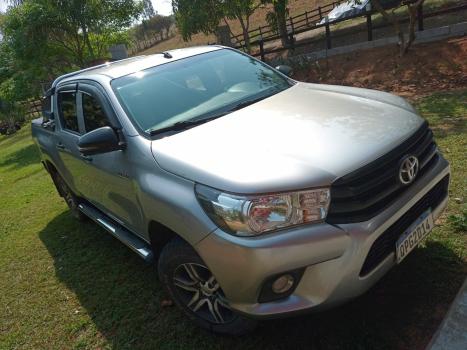 TOYOTA Hilux SW4 2.8 4P 4X4 TURBO DIESEL, Foto 2
