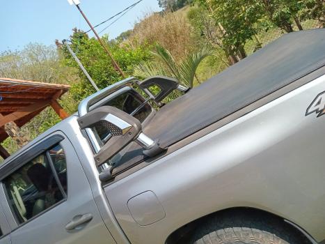 TOYOTA Hilux SW4 2.8 4P 4X4 TURBO DIESEL, Foto 3