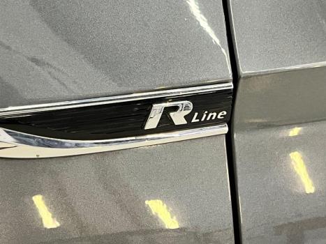 VOLKSWAGEN Jetta 1.4 4P 250 TSI R-LINE AUTOMTICO, Foto 2