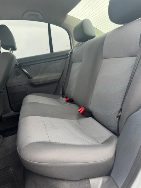 VOLKSWAGEN Polo Sedan 1.6 4P FLEX, Foto 11