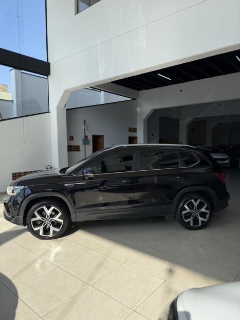 VOLKSWAGEN Taos 1.4 16V 4P FLEX 250 TSI HIGHLINE AUTOMTICO, Foto 10
