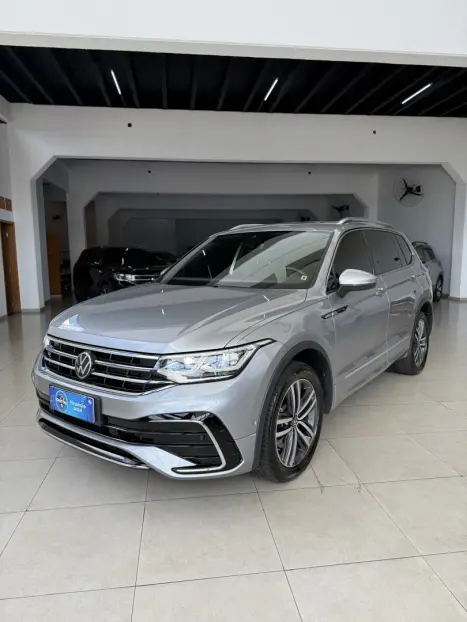 VOLKSWAGEN Tiguan 2.0 300 TSI ALLSPACE R-LINE TURBO AUTOMTICO, Foto 4