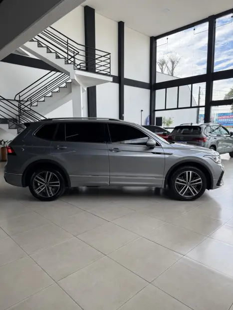 VOLKSWAGEN Tiguan 2.0 300 TSI ALLSPACE R-LINE TURBO AUTOMTICO, Foto 8