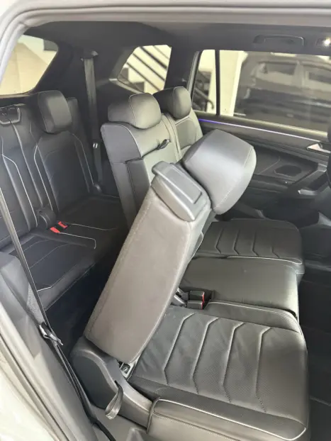 VOLKSWAGEN Tiguan 2.0 300 TSI ALLSPACE R-LINE TURBO AUTOMTICO, Foto 16