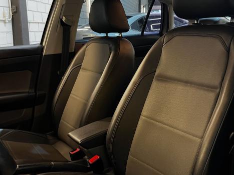 VOLKSWAGEN Virtus 1.0 4P 200 TSI FLEX HIGHLINE AUTOMTICO, Foto 4