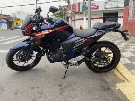 YAMAHA FZ 25 250 Fazer Flex , Foto 1