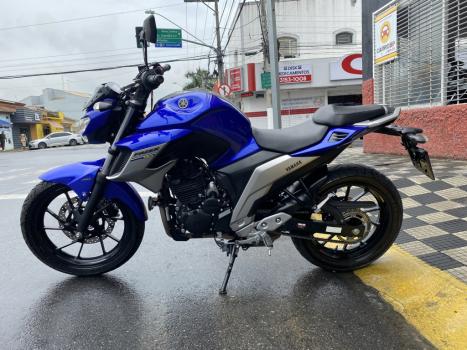 YAMAHA FZ 25 250 Fazer Flex , Foto 1