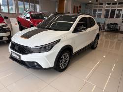 FIAT Argo 1.8 4P FLEX E.TORQ TREKKING AUTOMÁTICO