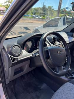 FORD Fiesta Sedan 1.0 4P FLEX