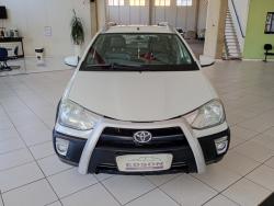 TOYOTA Etios Cross 1.5 16V 4P