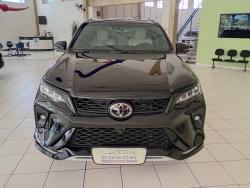 TOYOTA Hilux SW4 2.8 4P SRX 4X4 DIAMOND 7 LUGARES TURBO DIESEL AUTOM�TICO