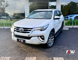 TOYOTA Hilux SW4 2.8 16V 4P SRX 4X4 7 LUGARES TURBO DIESEL AUTOM�TICO