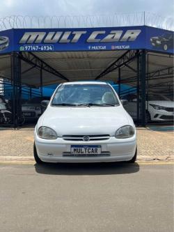 CHEVROLET Corsa Sedan 1.6 GL 4P