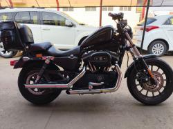 HARLEY DAVIDSON Sportster XL 883 R