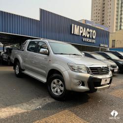 TOYOTA Hilux Caminhonete 2.7 16V 4P SR FLEX CABINE DUPLA AUTOMTICO