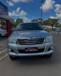 TOYOTA Hilux Caminhonete 2.7 16V 4P SRV FLEX 4X4  CABINE DUPLA AUTOMTICO