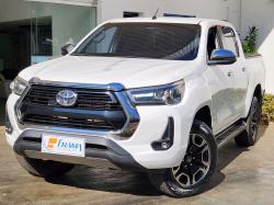 TOYOTA Hilux Caminhonete 2.8 16V SRV 4X4 DIESEL CABINE DUPLA AUTOMTICO