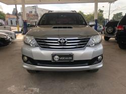 TOYOTA Hilux SW4 3.0 16V 4P SRV 4X4 TURBO DIESEL AUTOMTICO