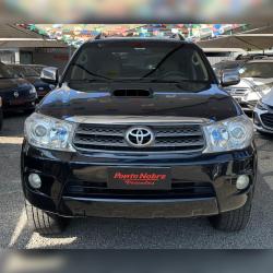 TOYOTA Hilux SW4 3.0 16V 4P SRV 4X4 7 LUGARES TURBO DIESEL AUTOMTICO