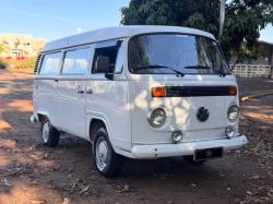 VOLKSWAGEN Kombi 1.6 STD 9 LUGARES