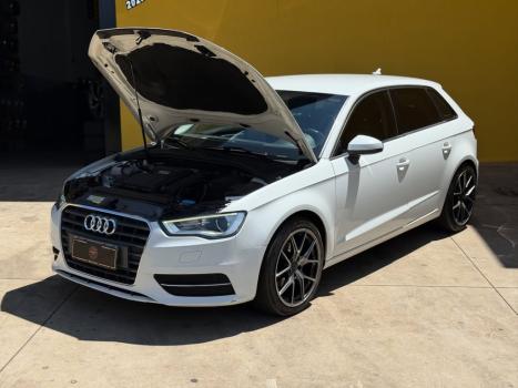 AUDI A3 1.4 16V 4P TFSI SPORTBACK AMBIENTE S-TRONIC AUTOMTICO, Foto 4